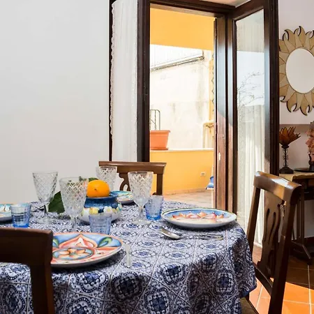 Estate4home - Namily House Nyaraló *