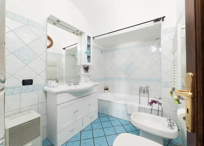 בית נופש Estate4home - Namily House פוזיטנו