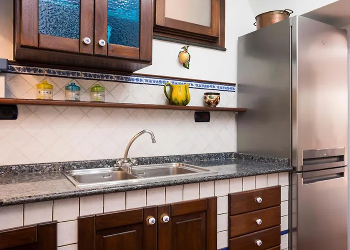 Estate4home - Namily House * פוזיטנו